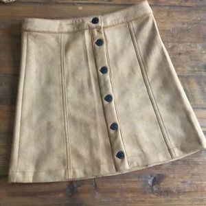 NEW Sky and Sparrow super soft button down skirt